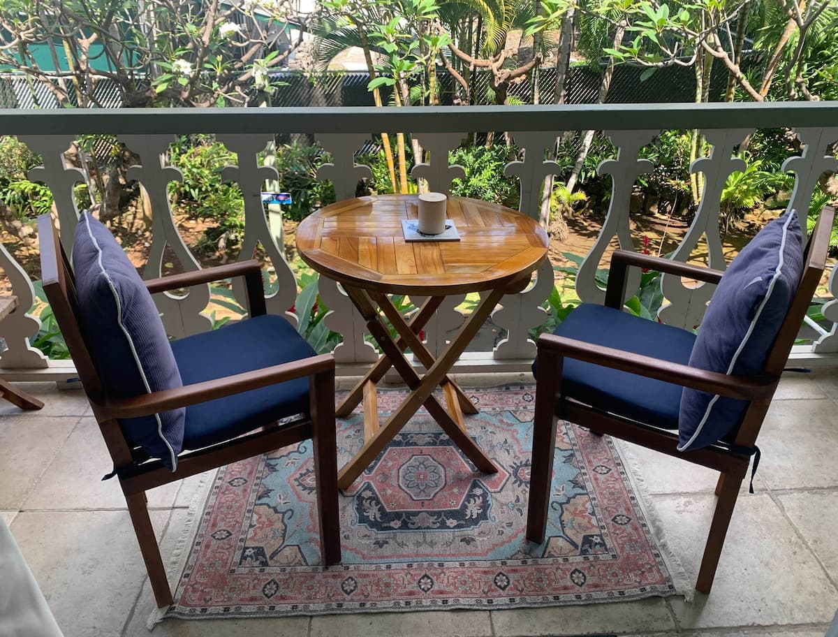 Ideal spot! Studio in Historic Kailua-Kona Village - Photo 3