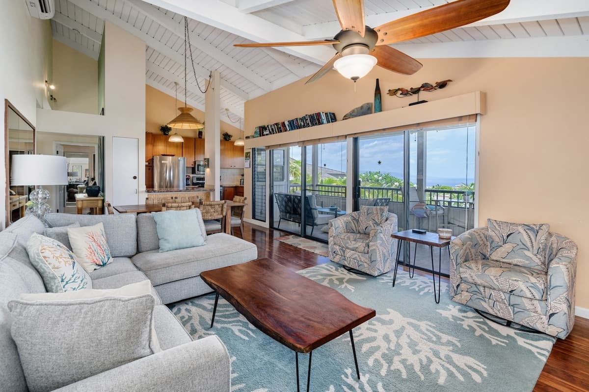Condo in Kihei · ★4.77 · 2 bedrooms · 3 beds · 2 baths - Photo 2