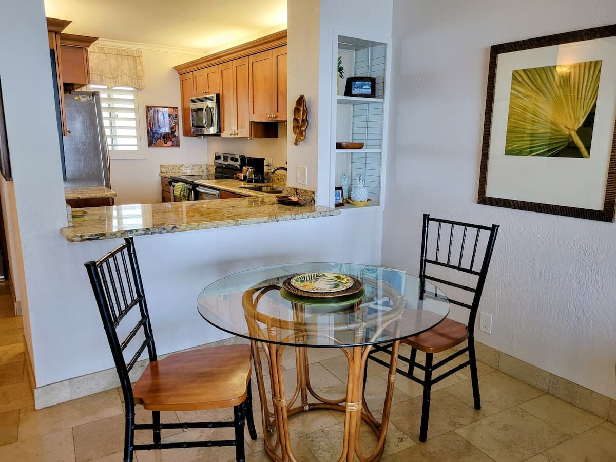 Condo in Kihei · ★4.99 · 1 bedroom · 1 bed · 1 bath - Photo 3