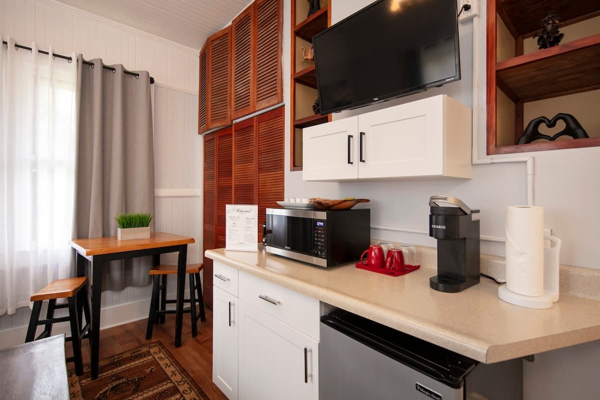Guesthouse in Volcano · ★5.0 · 1 bedroom · 1 bed · No bathroom - Photo 3
