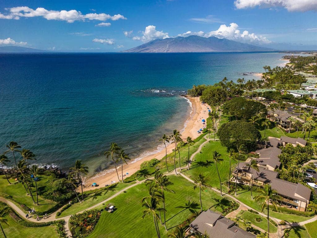 Townhouse in Kihei · ★4.89 · 2 bedrooms · 3 beds · 2 baths - Photo 1