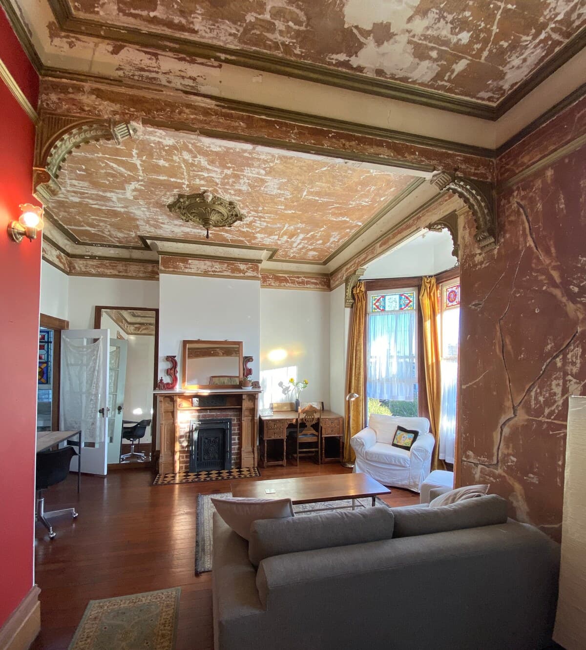 1886 Gothic Victorian, Stained Glass & Fireplace - Photo 5