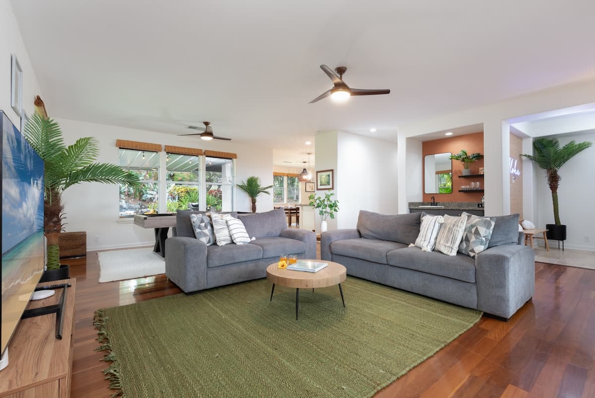 Home in Kailua-Kona · ★4.96 · 3 bedrooms · 4 beds · 2.5 baths - Photo 4