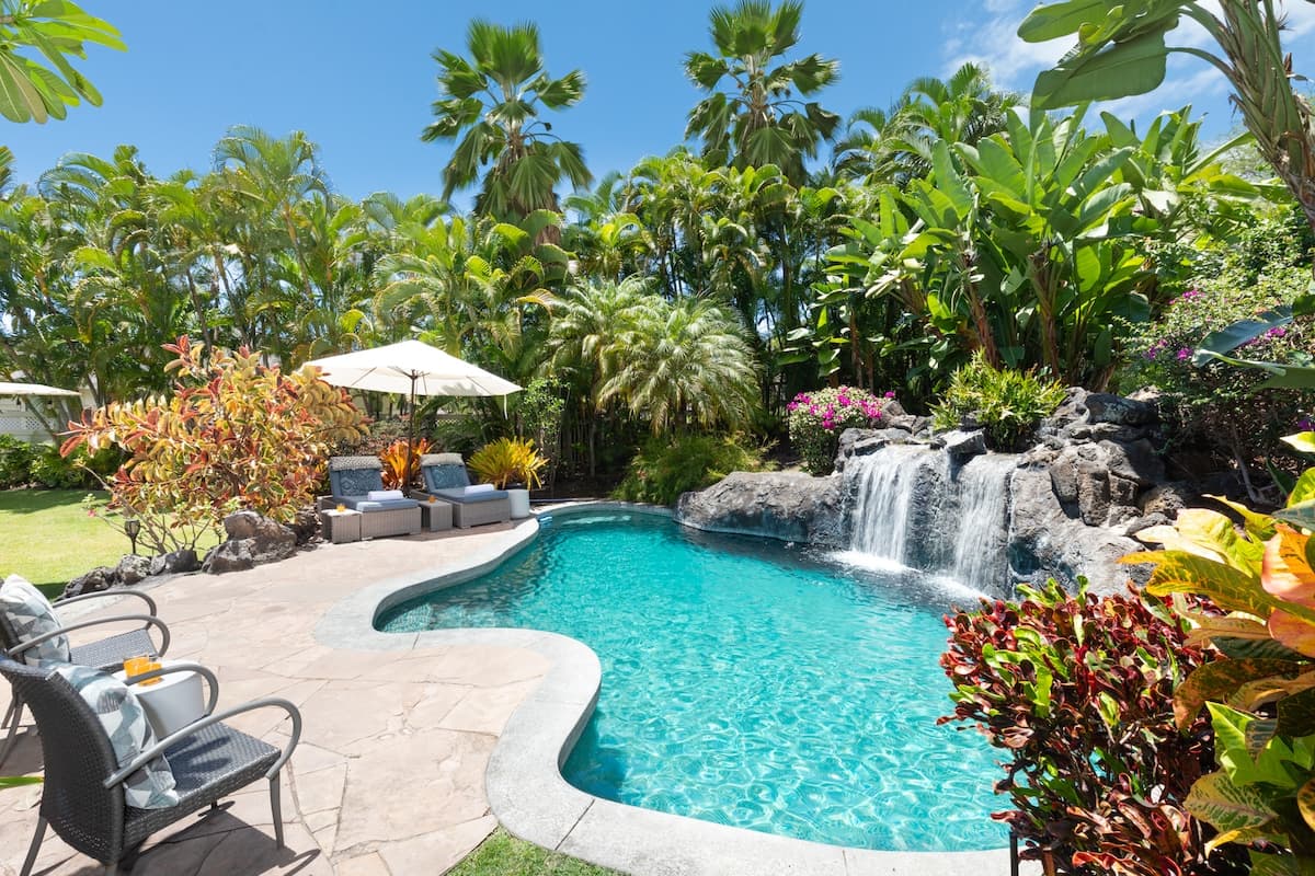 Home in Kailua-Kona · ★4.96 · 3 bedrooms · 4 beds · 2.5 baths - Photo 3