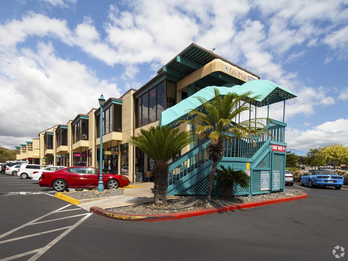 Condo in Kihei · ★4.79 · 2 bedrooms · 6 beds · 2 shared baths - Photo 4
