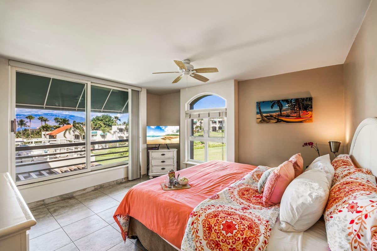 Condo in Kihei · ★4.84 · 2 bedrooms · 3 beds · 2 shared baths - Photo 1