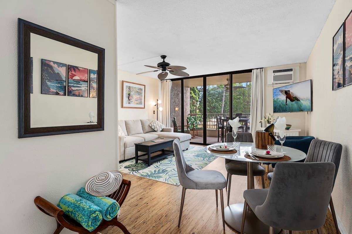 Condo in Kailua-Kona · ★4.88 · 1 bedroom · 1 bed · 1 bath - Photo 3