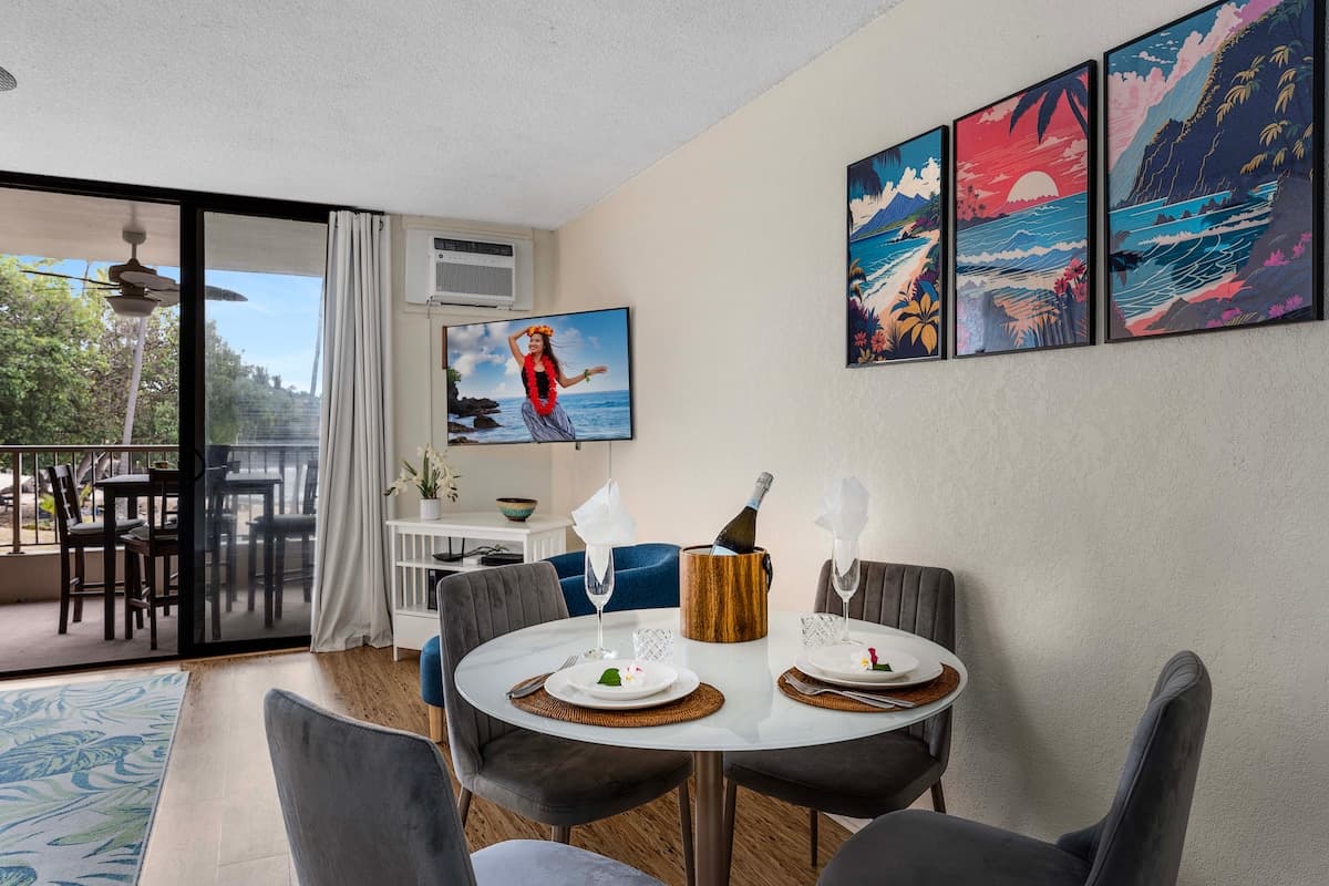 Condo in Kailua-Kona · ★4.88 · 1 bedroom · 1 bed · 1 bath - Photo 2