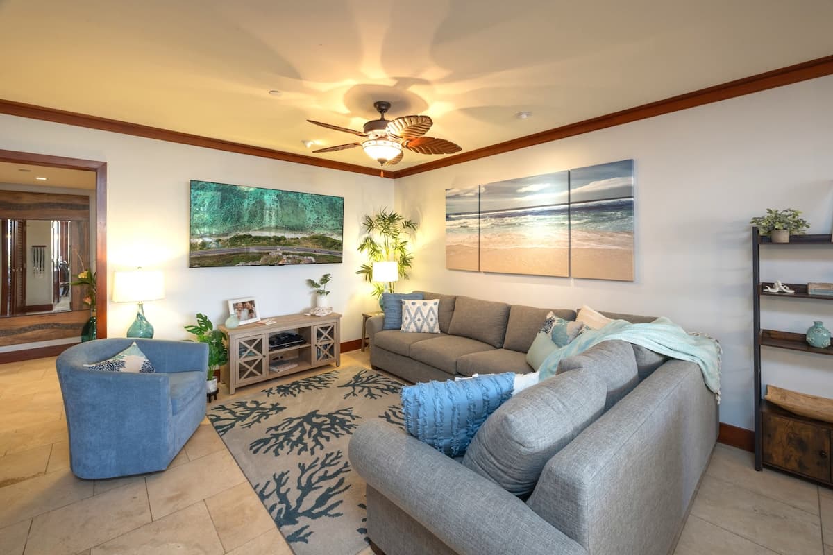 Condo in Kapolei · ★4.92 · 3 bedrooms · 8 beds · 2.5 private baths - Photo 1