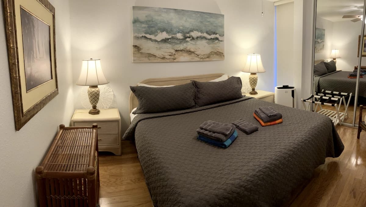 Condo in Wailuku · ★4.95 · 1 bedroom · 1 bed · 1 private bath - Photo 4