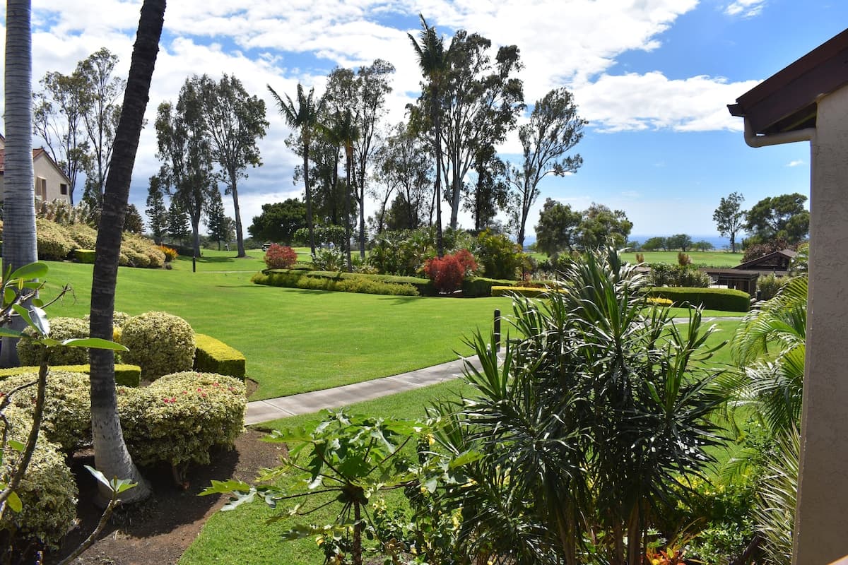 Condo in Waikoloa Village · ★4.92 · 2 bedrooms · 4 beds · 2 private baths - Photo 1