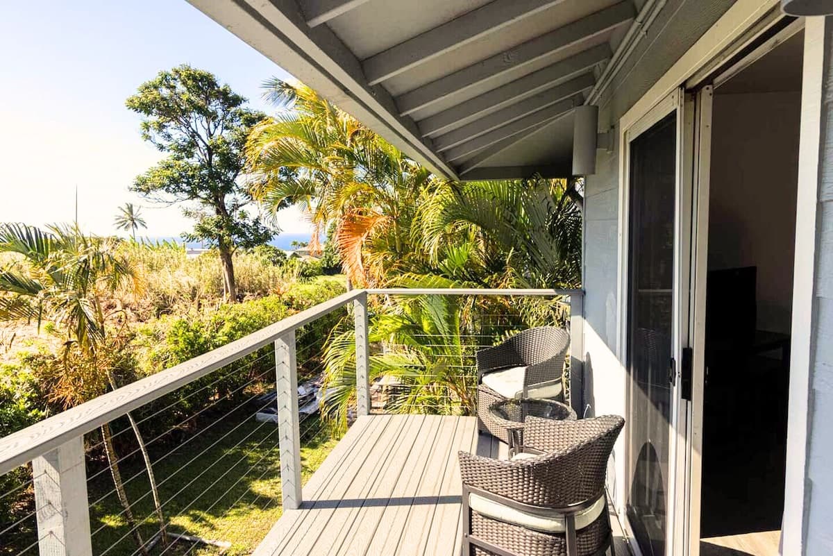 Ocean-View Balcony | 1BR w/ Full Kitchen + Grill - Photo 3