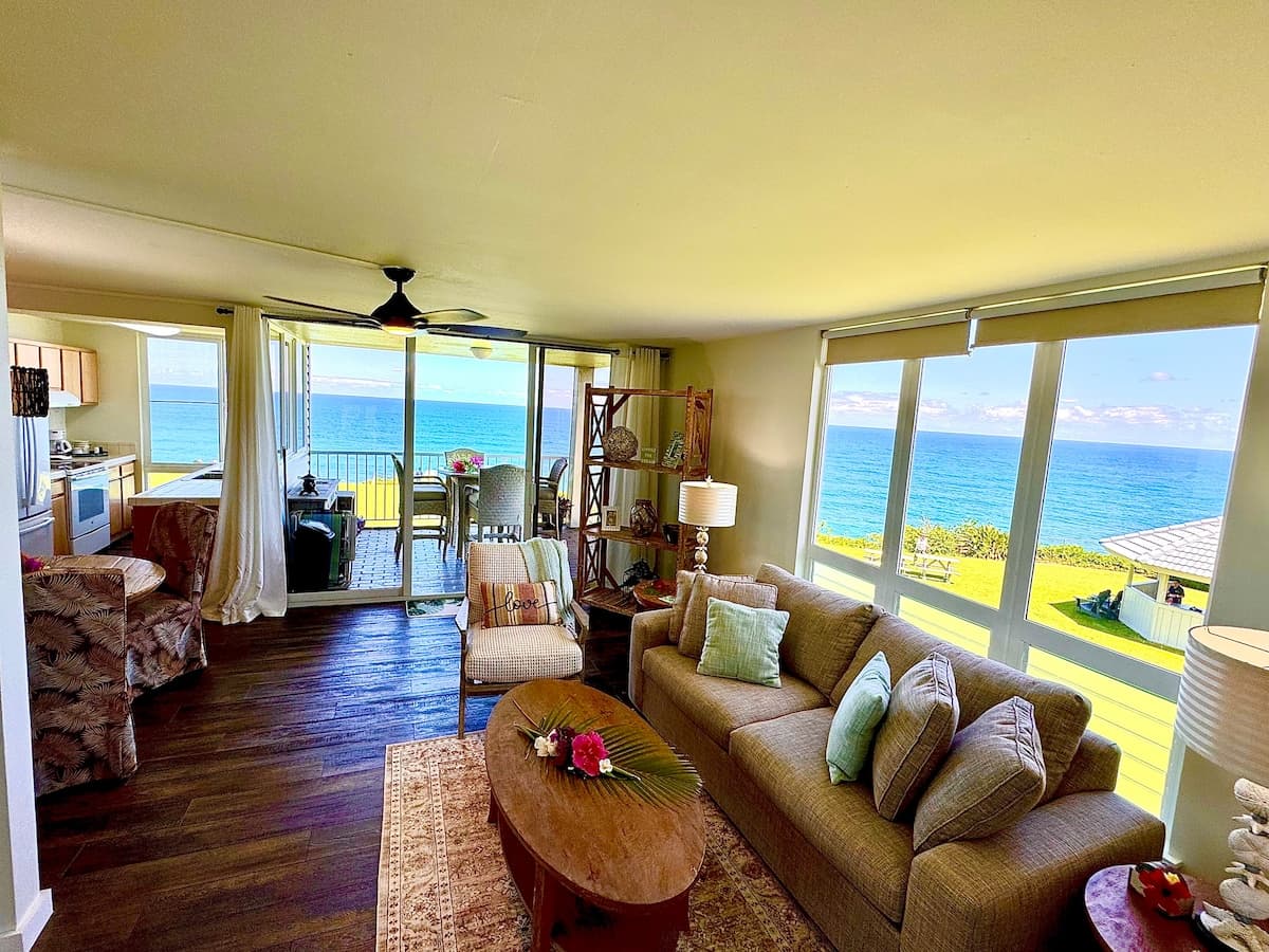 Condo in Princeville · ★4.9 · 1 bedroom · 2 beds · 2 baths - Photo 1