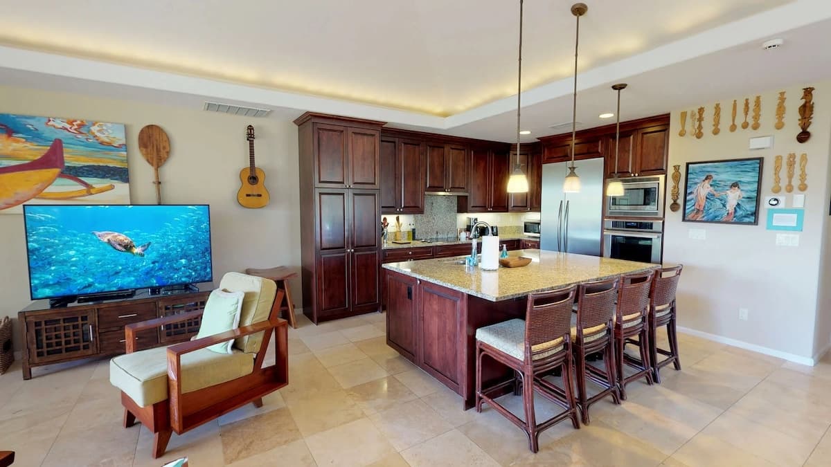 Home in Waimea · ★4.83 · 4 bedrooms · 9 beds · 3.5 baths - Photo 1