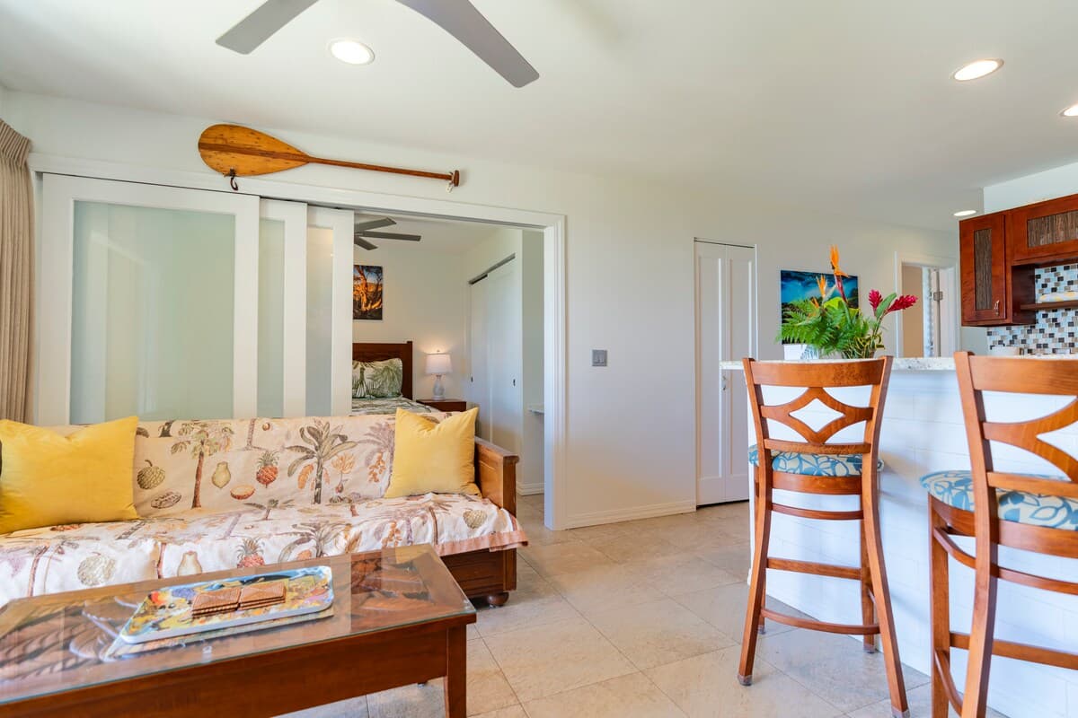 Condo in Kapaa · ★4.84 · 2 bedrooms · 2 beds · 1 private bath - Photo 3