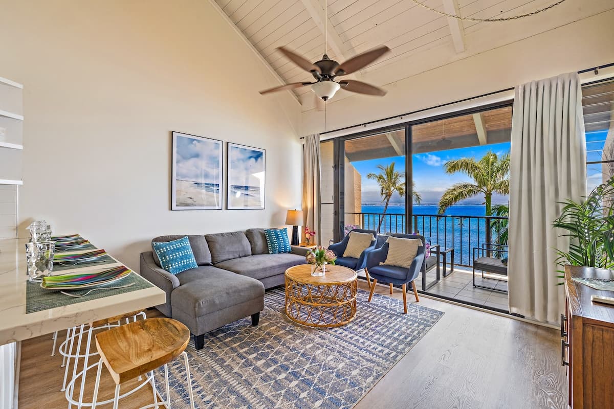 Condo in Wailuku · ★4.68 · 3 bedrooms · 3 beds · 2 baths - Photo 1