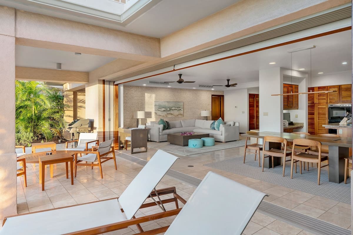 Villa in Kailua-Kona · ★5.0 · 2 bedrooms · 4 beds · 2 baths - Photo 2