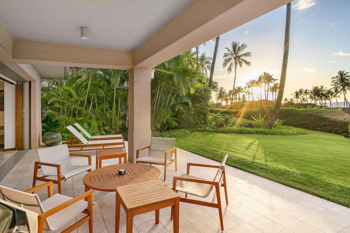 Villa in Kailua-Kona · ★5.0 · 2 bedrooms · 4 beds · 2 baths - Photo 1