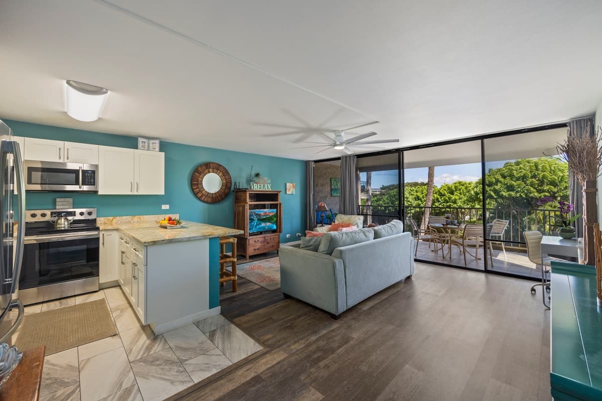 Condo in Kihei · ★4.74 · 1 bedroom · 2 beds · 1 bath - Photo 2