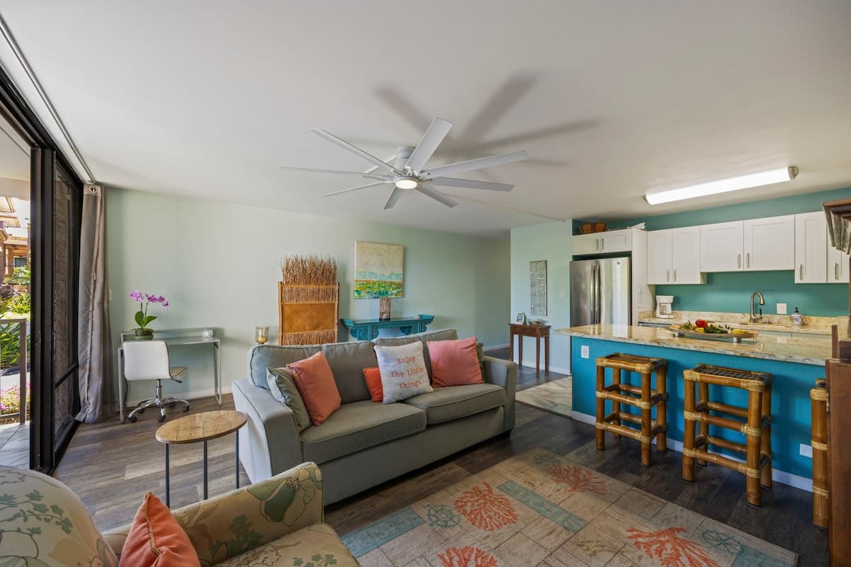 Condo in Kihei · ★4.74 · 1 bedroom · 2 beds · 1 bath - Photo 5