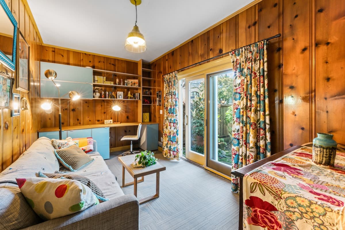 Stylish Garden Suite with a dash of Vintage - Photo 1