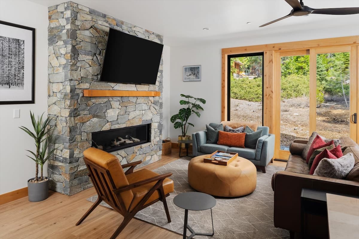 Modern Cabin with EV Charger & Heated Floors - Photo 5