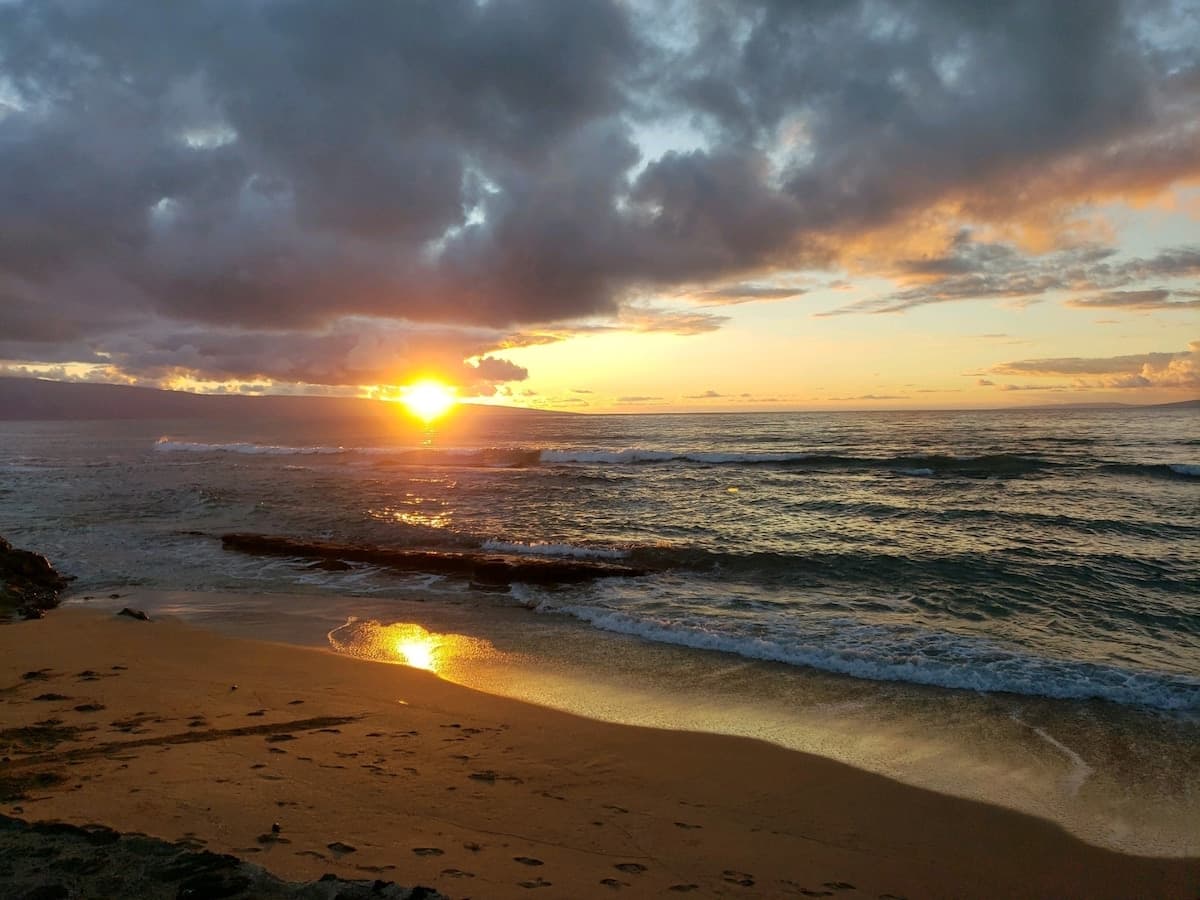 Condo in Lahaina · ★4.98 · 1 bedroom · 1 bed · 1 bath - Photo 5