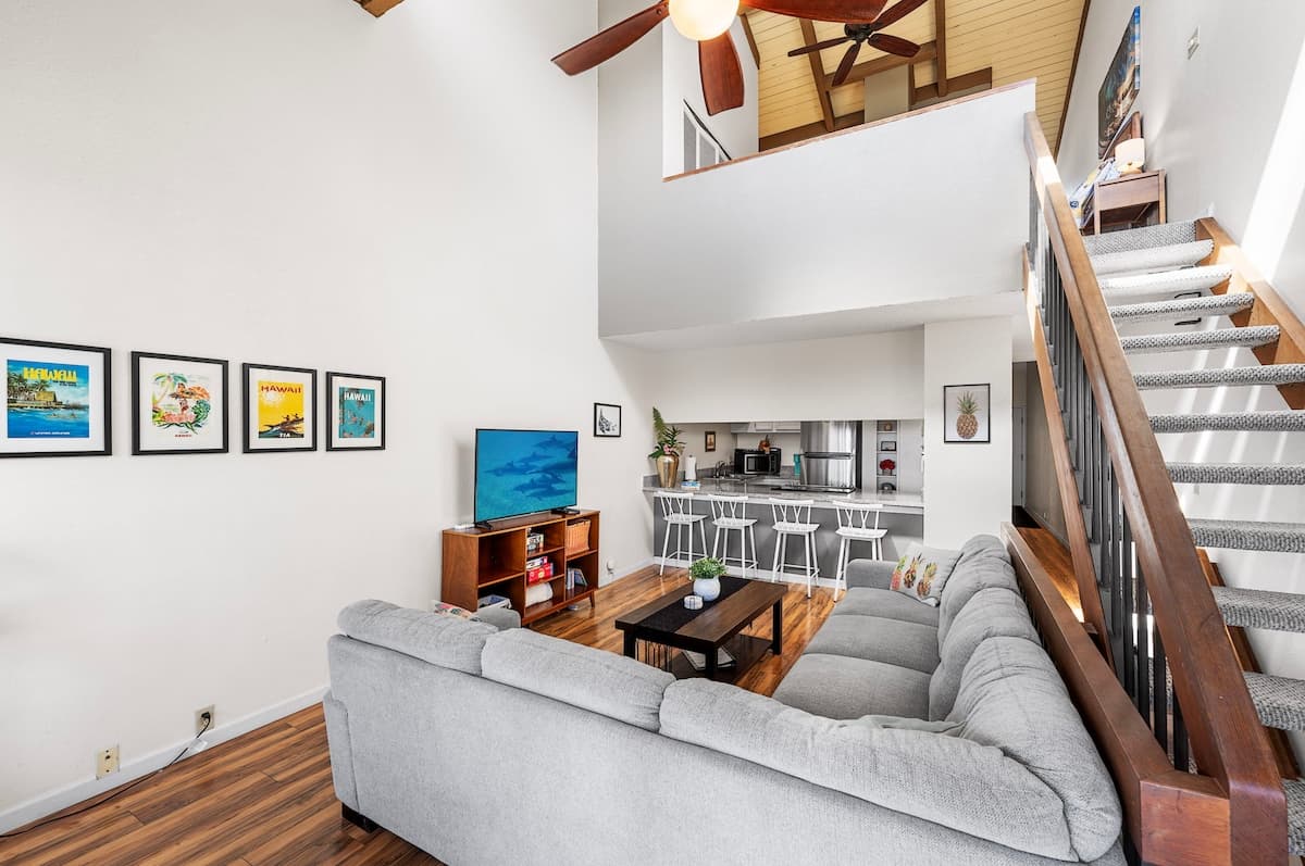 Condo in Kailua-Kona · ★4.96 · 3 bedrooms · 4 beds · 3 private baths - Photo 5