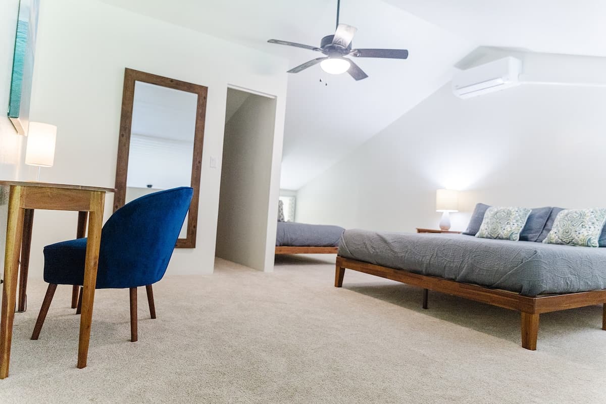 Condo in Kahuku · ★4.86 · 2 bedrooms · 3 beds · 2 private baths - Photo 3
