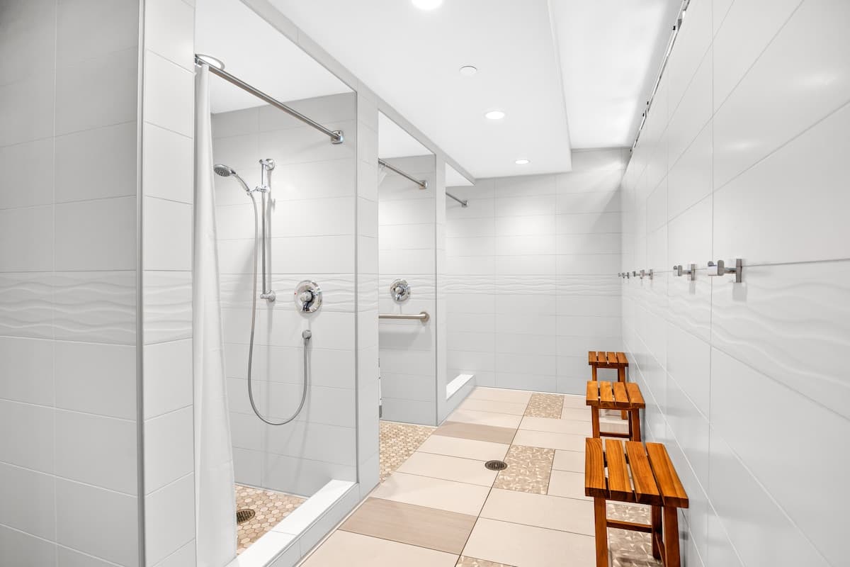 Condo in Honolulu · ★4.8 · 1 bedroom · 2 beds · 1 private bath - Photo 3