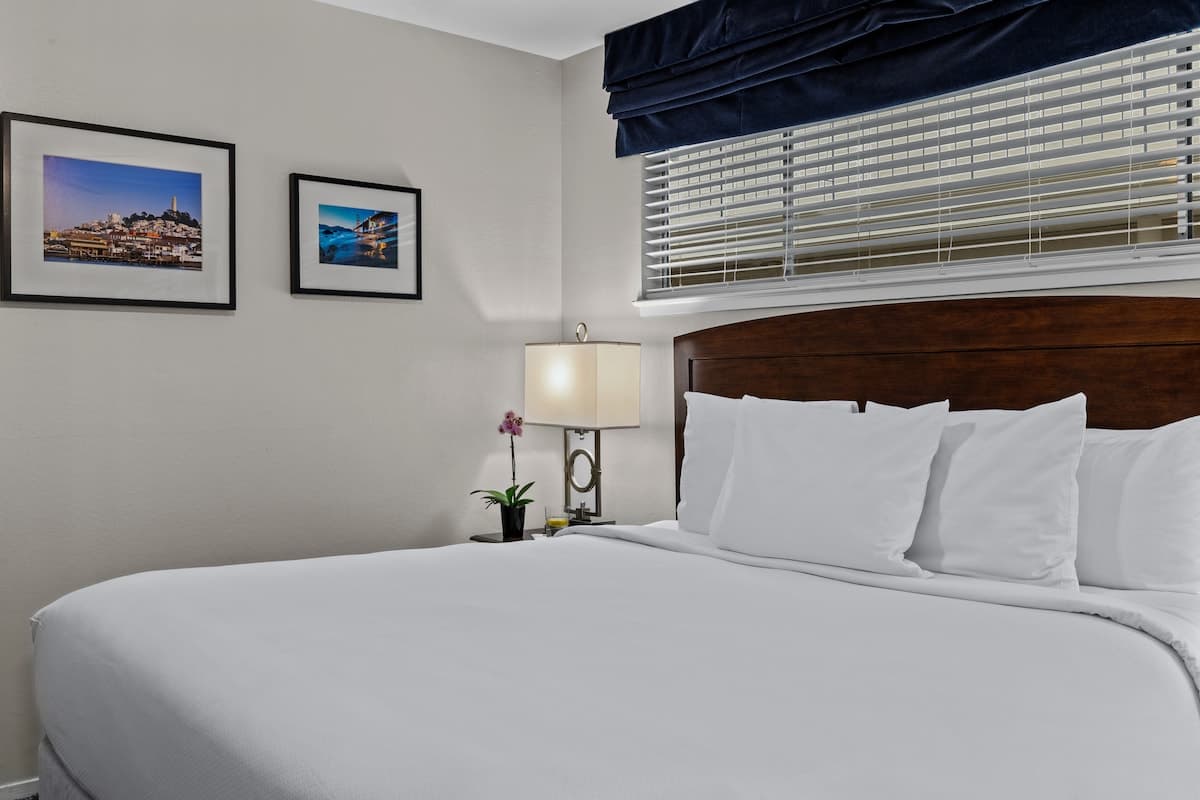 Fisherman's Wharf Suite w/ Kitchen & Beach Access - Photo 4