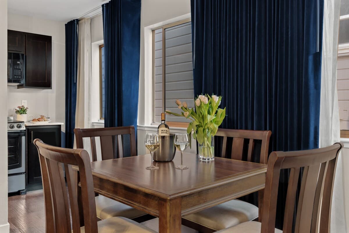 Fisherman's Wharf Suite w/ Kitchen & Beach Access - Photo 3