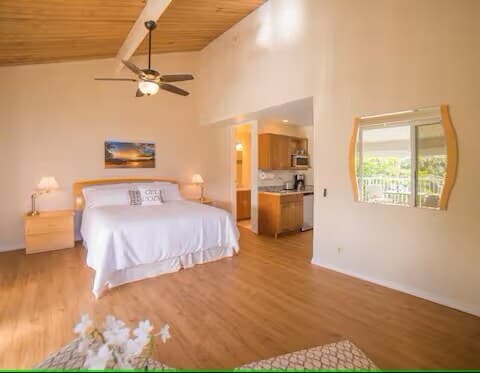 Condo in Princeville · ★4.9 · 2 bedrooms · 2 beds · 2 private baths - Photo 4