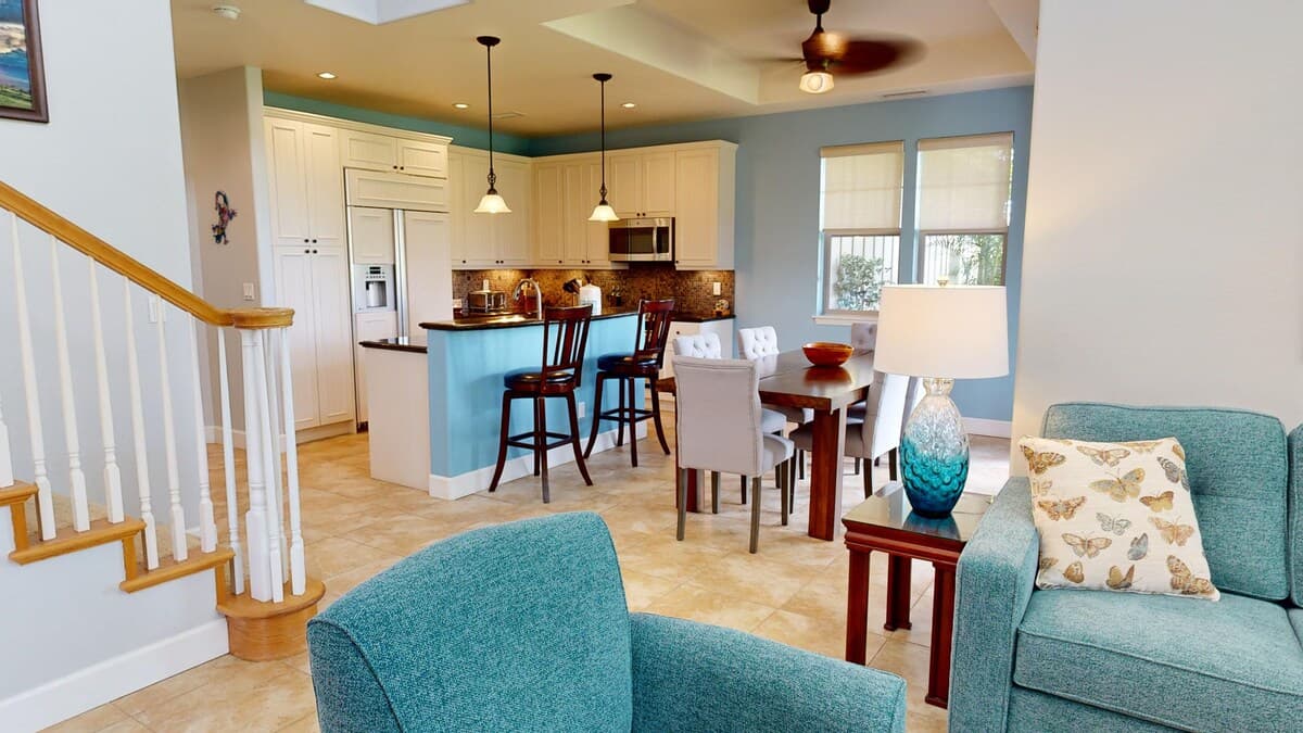 Townhouse in Waimea · ★4.88 · 2 bedrooms · 4 beds · 2 baths - Photo 4