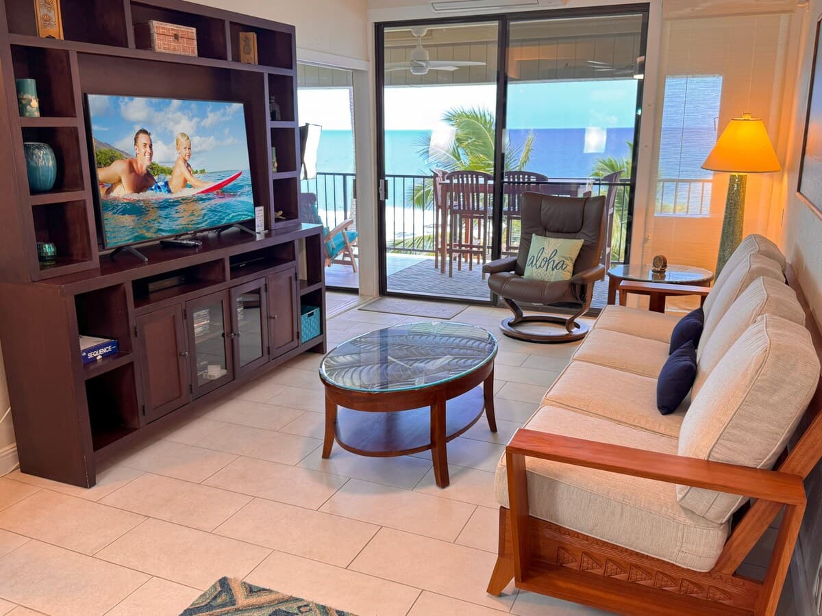 Exceptional Oceanfront Luxury Condo, Stunning View - Photo 2