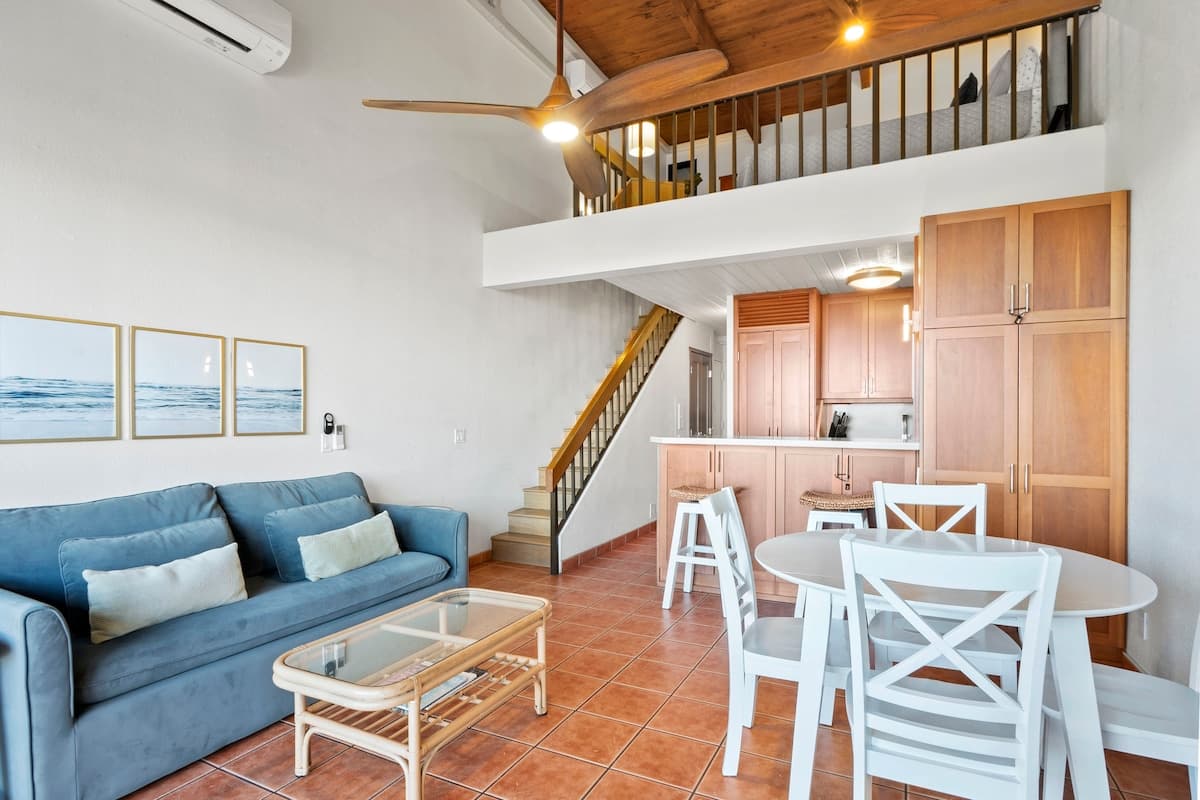 Condo in Kihei · ★4.82 · 2 bedrooms · 4 beds · 2 private baths - Photo 2