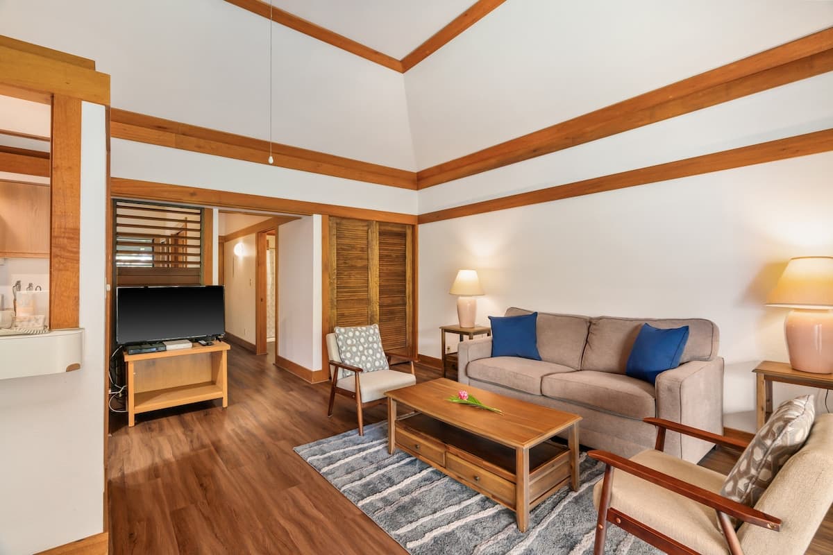 Condo in Koloa · ★4.53 · 1 bedroom · 1 bed · 1 bath - Photo 4