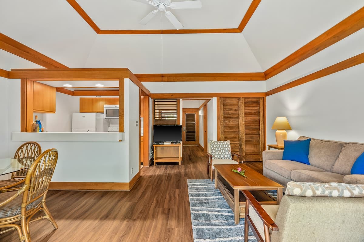 Condo in Koloa · ★4.53 · 1 bedroom · 1 bed · 1 bath - Photo 5
