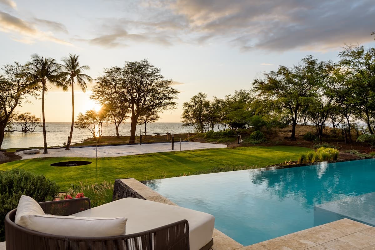Villa in Waimea · ★5.0 · 5 bedrooms · 8 beds · 5 baths - Photo 3