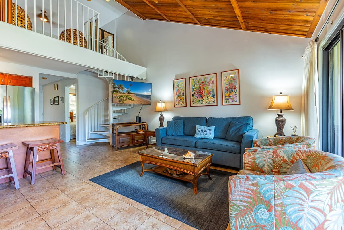 Condo in Kihei · ★4.67 · 3 bedrooms · 5 beds · 2 shared baths - Photo 1