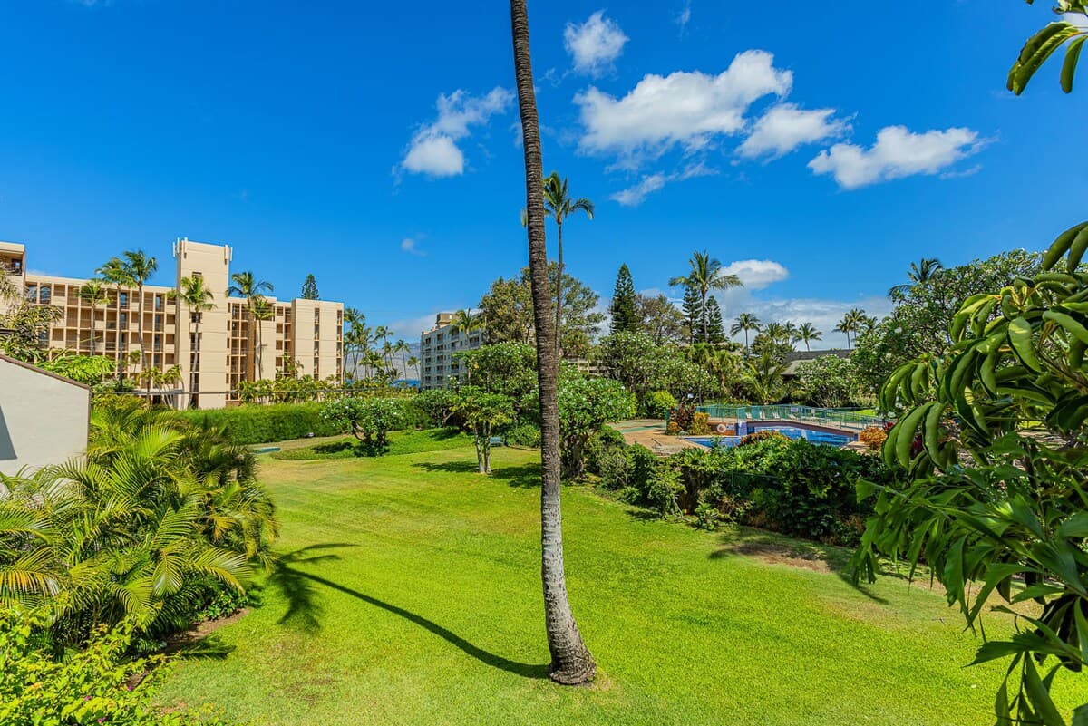 Condo in Kihei · ★4.67 · 3 bedrooms · 5 beds · 2 shared baths - Photo 2
