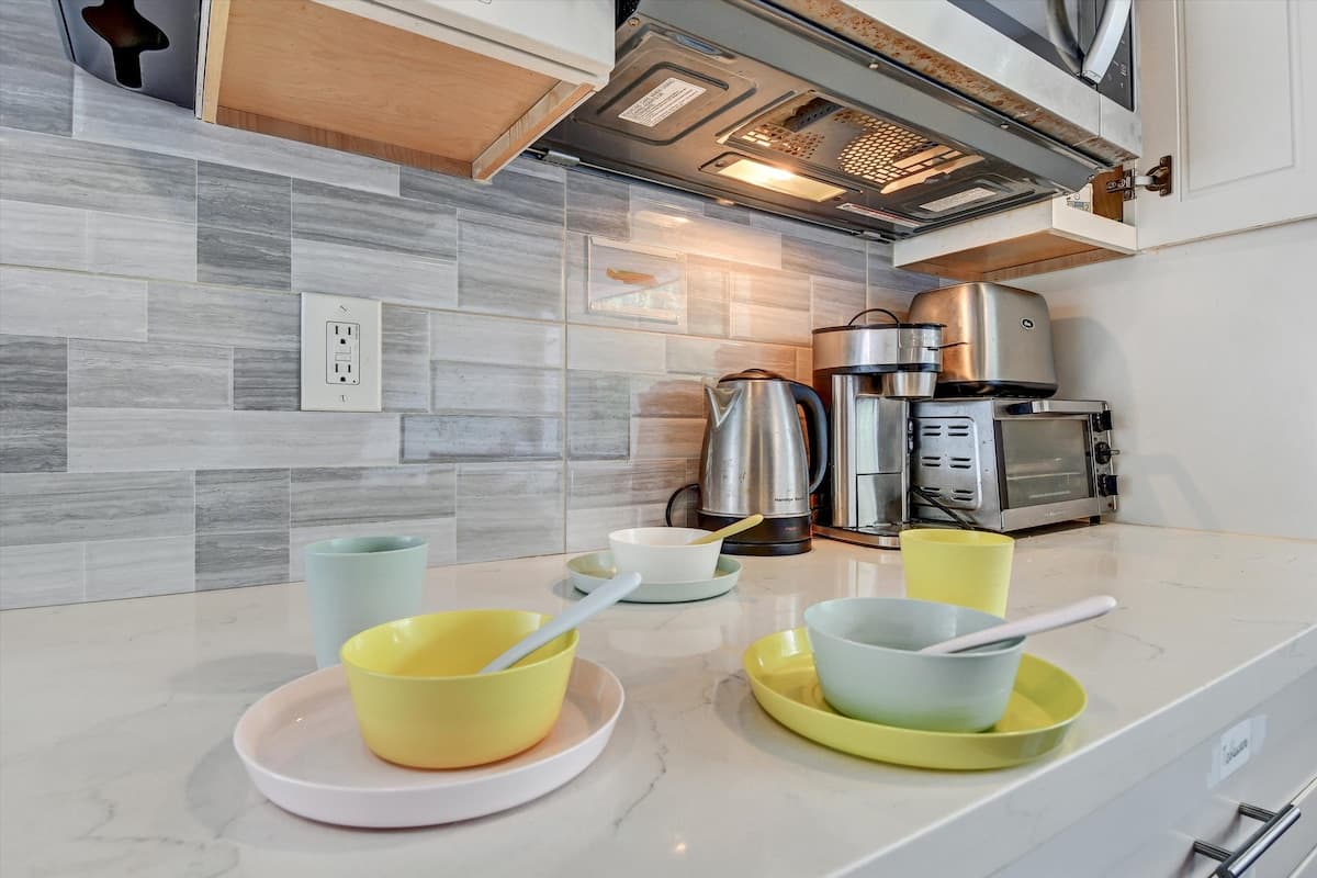 Millbrae Home Near SFO, 8 Min to Airport - Photo 4