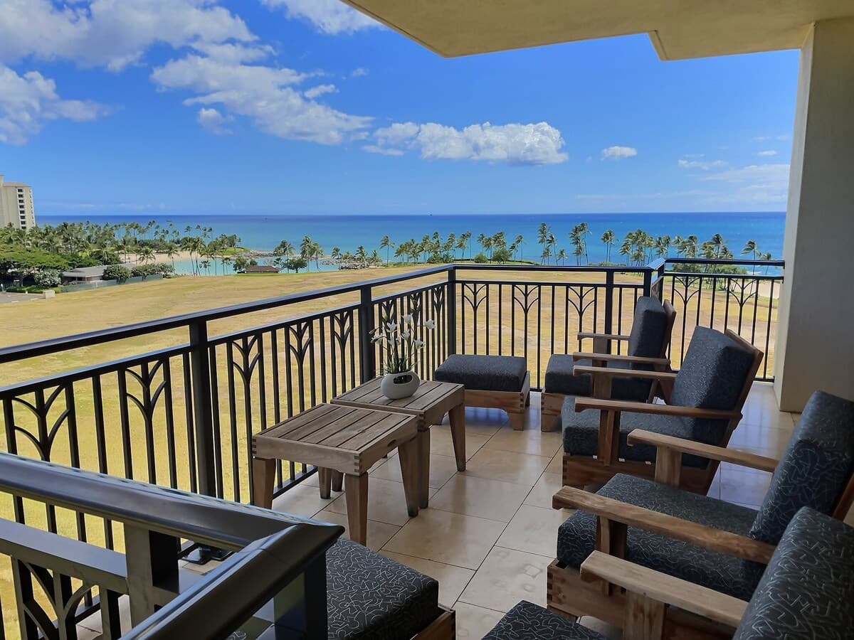 Condo in Kapolei · ★5.0 · 2 bedrooms · 2 beds · 2 private baths - Photo 4