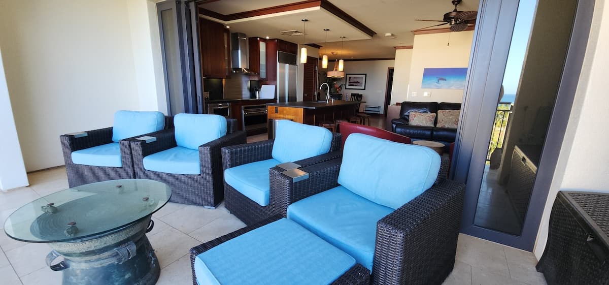 Condo in Kapolei · ★4.94 · 3 bedrooms · 4 beds · 2.5 private baths - Photo 3