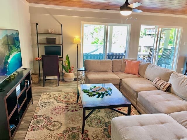 Home in Kihei · ★4.84 · 3 bedrooms · 4 beds · 2 baths - Photo 1