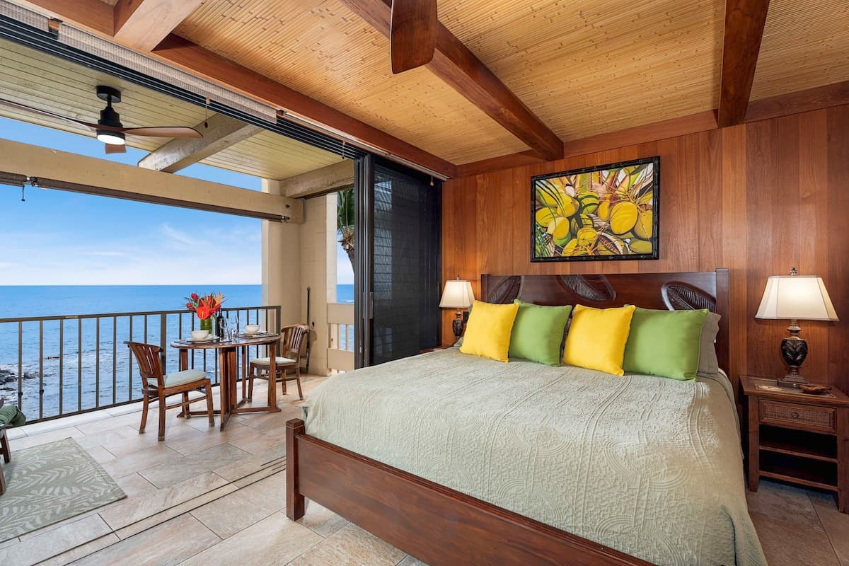 Condo in Kailua-Kona · ★4.95 · 1 bedroom · 1 bed · 1 private bath - Photo 1