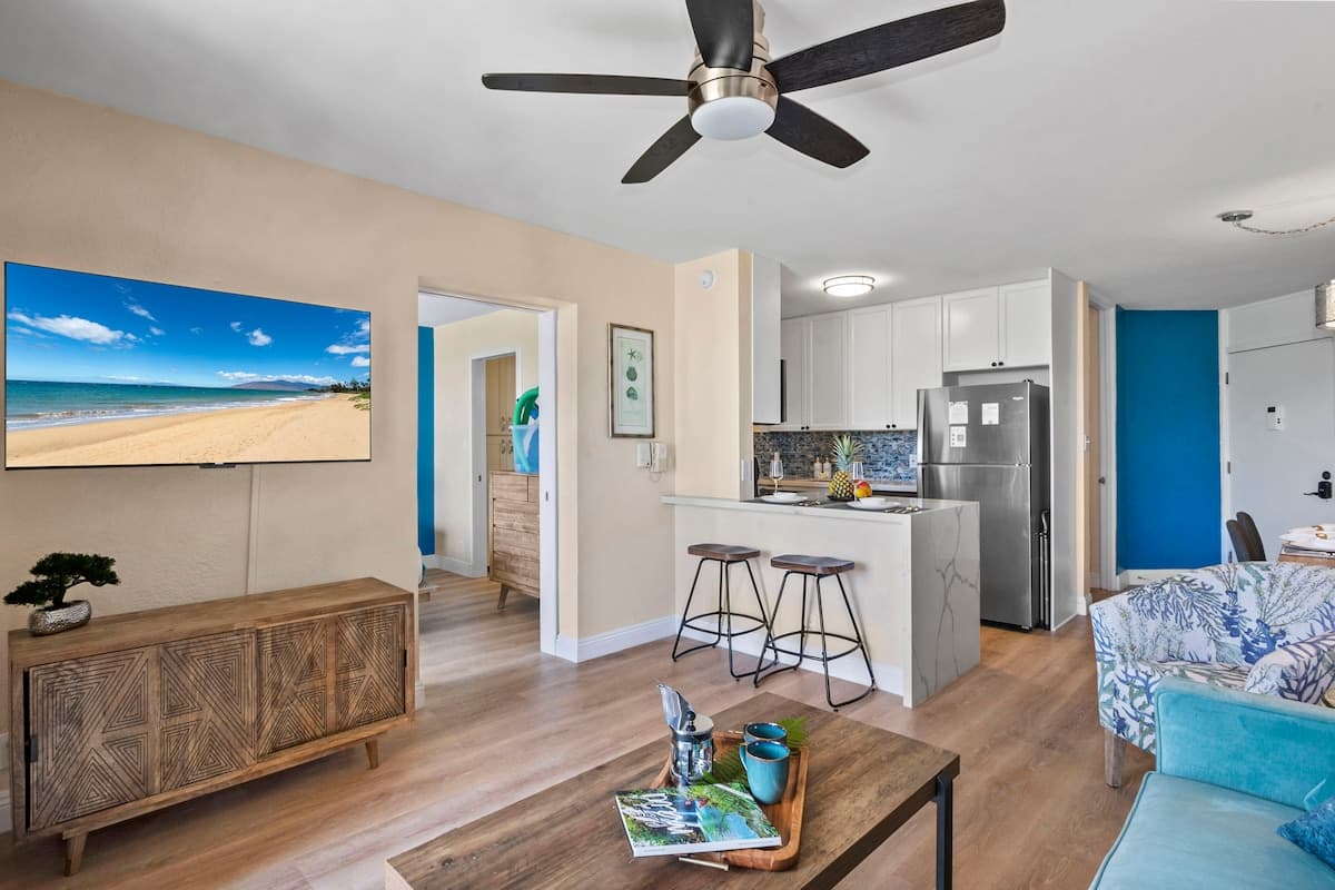 Condo in Kihei · ★4.8 · 2 bedrooms · 3 beds · 2 baths - Photo 3