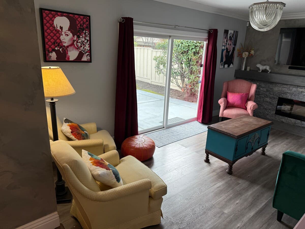Luxury 4BR Home in Heart of Silicon Valley - Photo 3