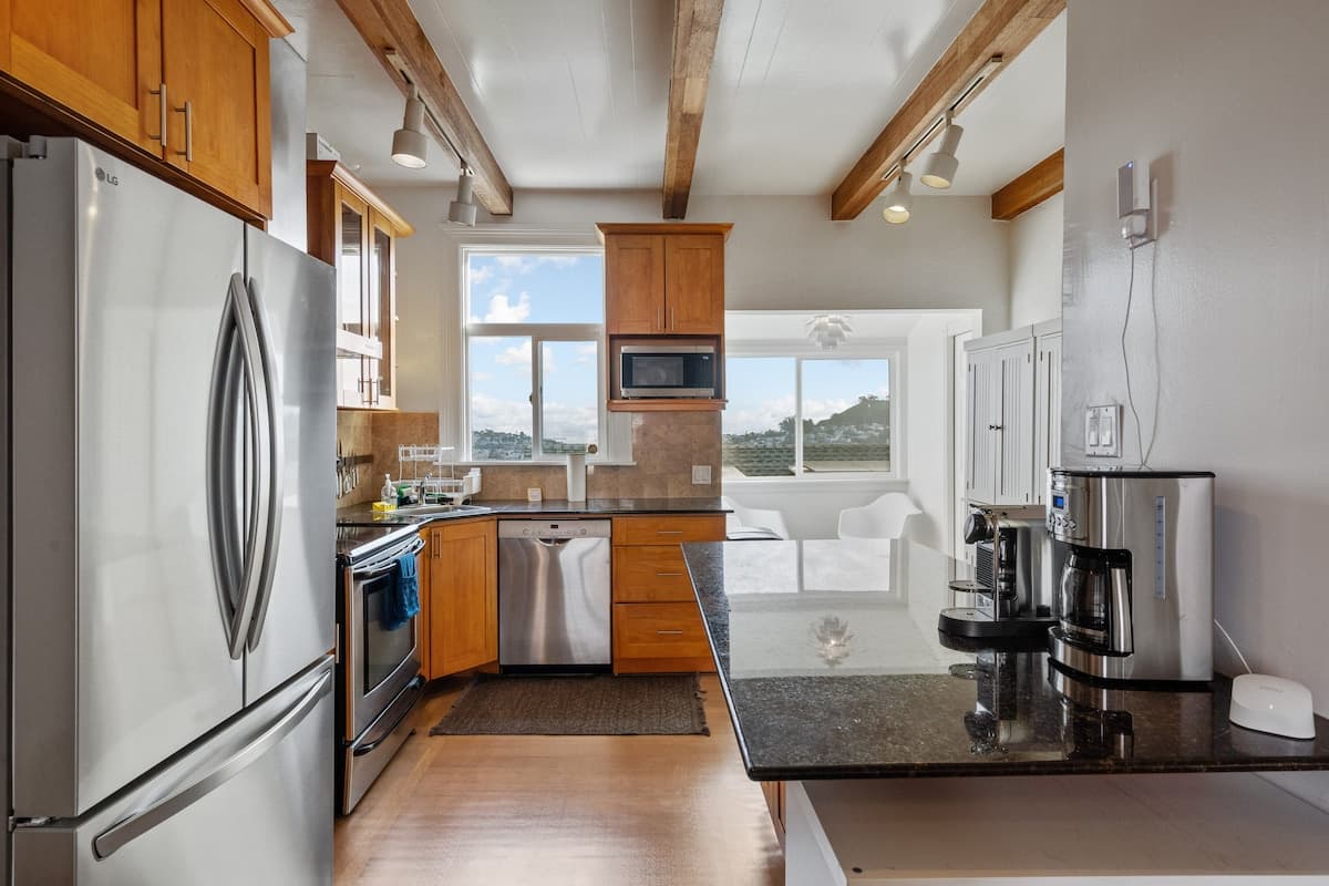 Casa Noe Heights 3-Story Cottage with City Views - Photo 5