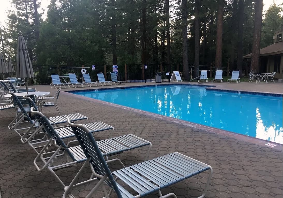 Ski-In Storage, Gas Stove & Summer Pool Access - Photo 5